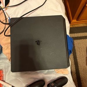 Ps4, good condition,